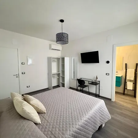 Perla Di Mare Bed & Breakfast *