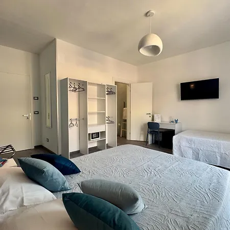 Bed & Breakfast Perla Di Mare 3*