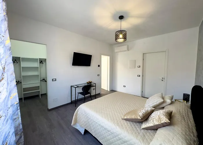 Bed & Breakfast Perla Di Mare 3*